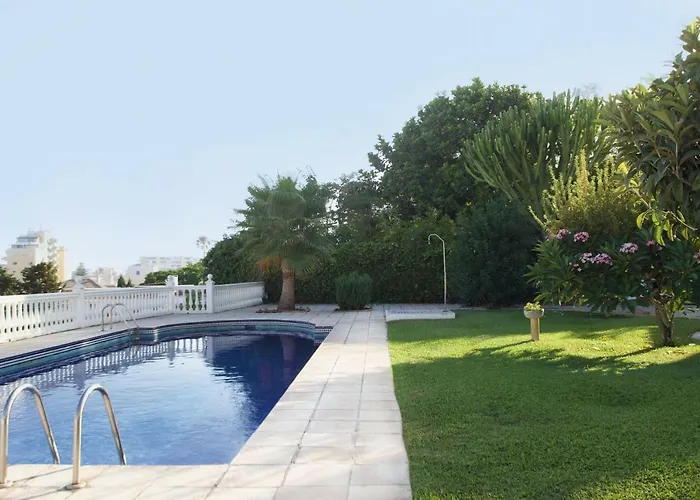 Sunny With Sea View Nearby Carihuela Appartement *